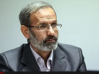 مبارزه با داعش و پاک‌سازی «رقه» با سه هزار نیرو میسر نیست/ حمایت مصر از «احمد الجربا» مانور رسانه‌ای است    
