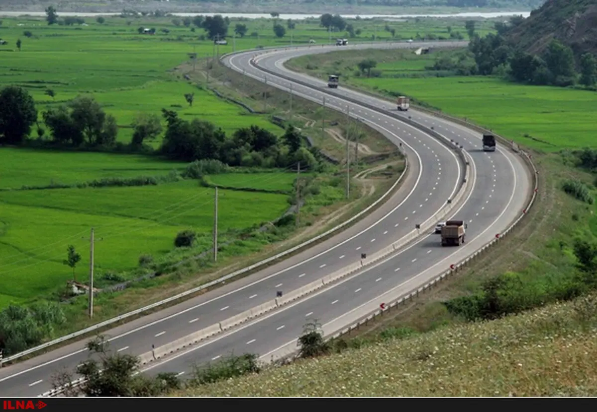 بارش باران در اکثر محورهای تهران و البرز