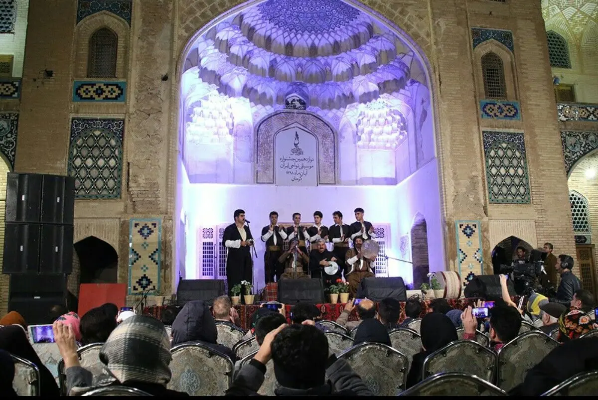 منظومه‌خوانی در سومین روز از جشنواره موسیقی نواحی 