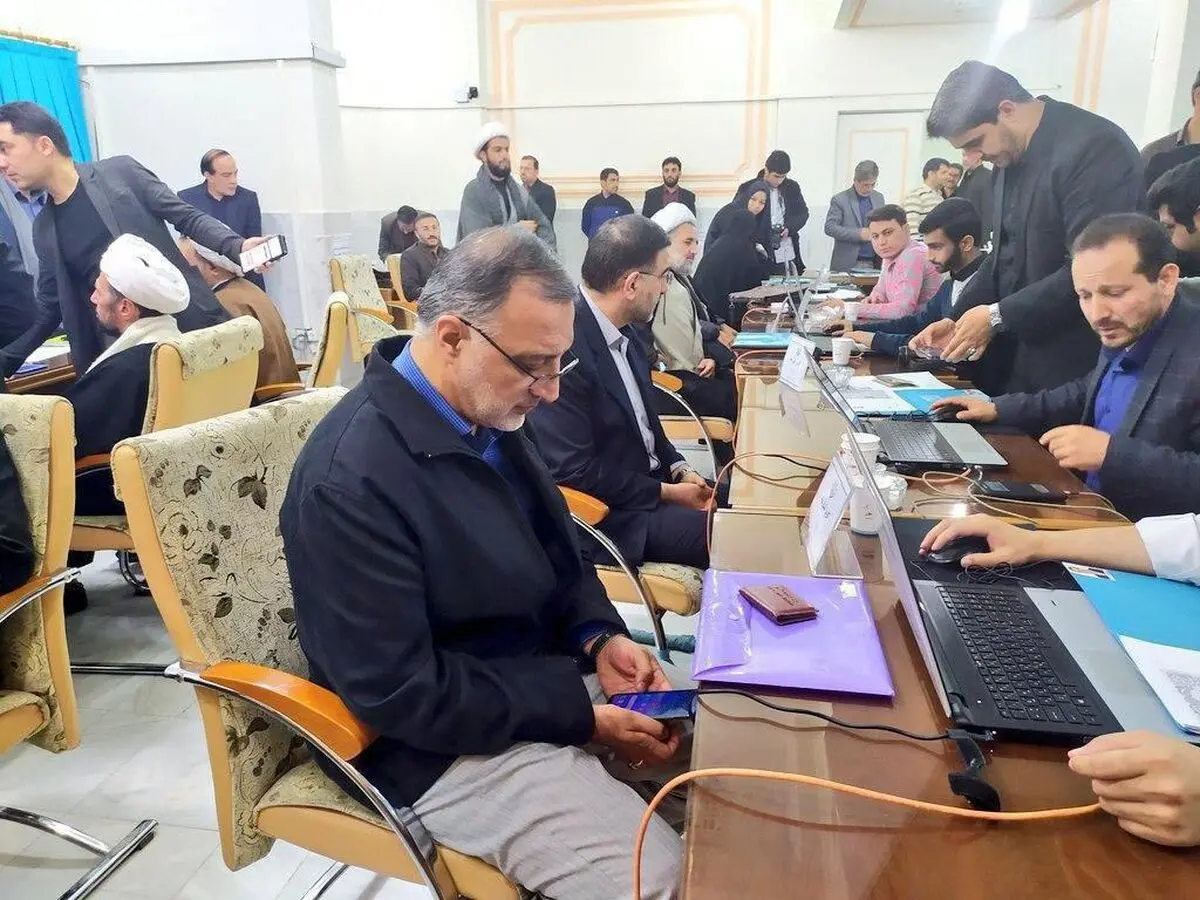 زاکانی، امیرآبادی فراهانی و ذوالنور در انتخابات مجلس نام‌نویسی کردند