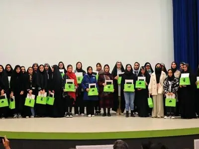«جونیورا» برگزار کرد: اختتامیه اولین بوت‌کمپ برنامه‌نویسی دانش‌آموزی کشور