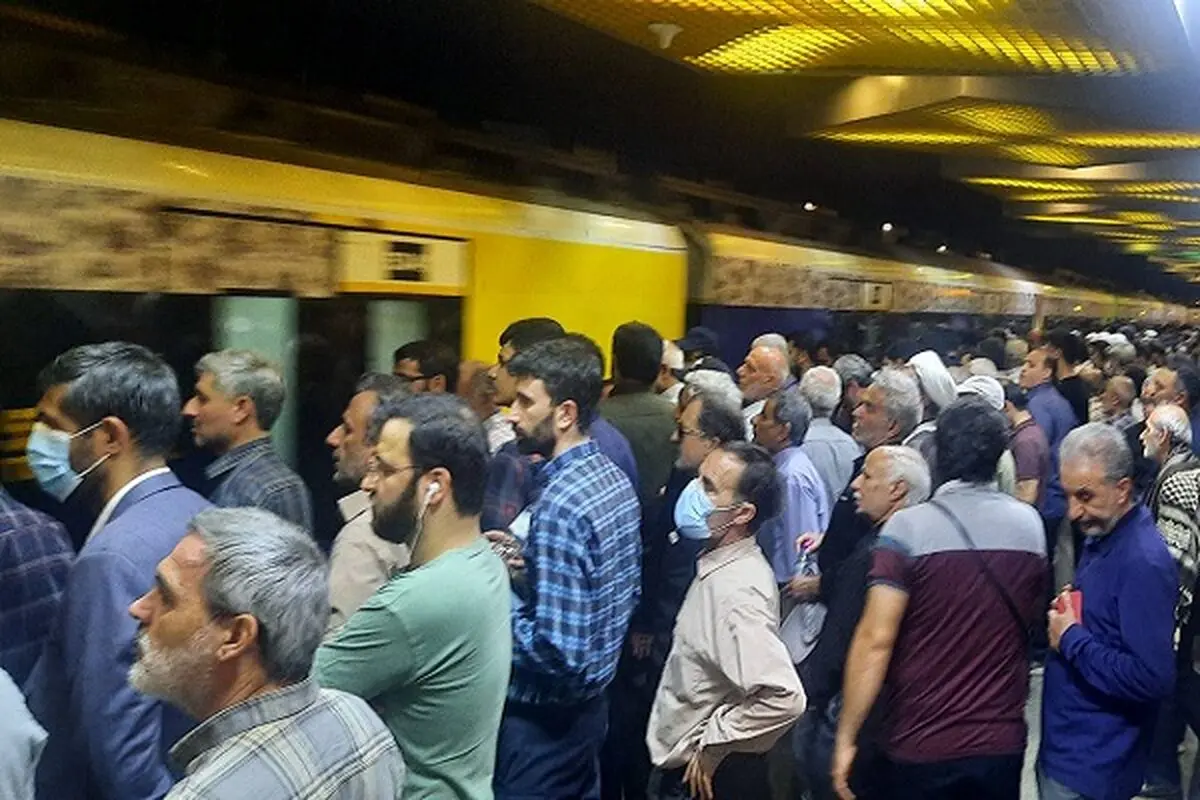 جابه‌جایی رایگان بیش از ۲۳۰ هزار نفر در سالروز ارتحال امام خمینی (ره) با مترو