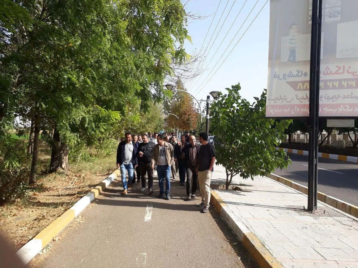 تجمع کارگران کنتورسازی به استانداری رسید 