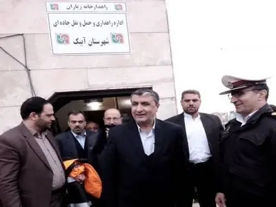 ۱۰۰ دستگاه ماشین‌آلات جدید به ناوگان راهداری اضافه شد/ رونق صنایع ساختمانی و حمل‌ونقل داخلی از قراردادهای جدید وزارتخانه