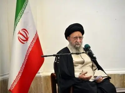 کشور نیازمند یک‌صدایی و همدلی است/ همه در بیان مطالب، مصالح کشور و آرامش جامعه را مدنظر قرار دهند