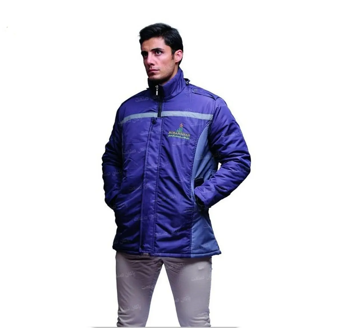 کاپشن کار زمستانی برای محیط‌های صنعتی؛ تفاوتش با کاپشن‌های معمولی