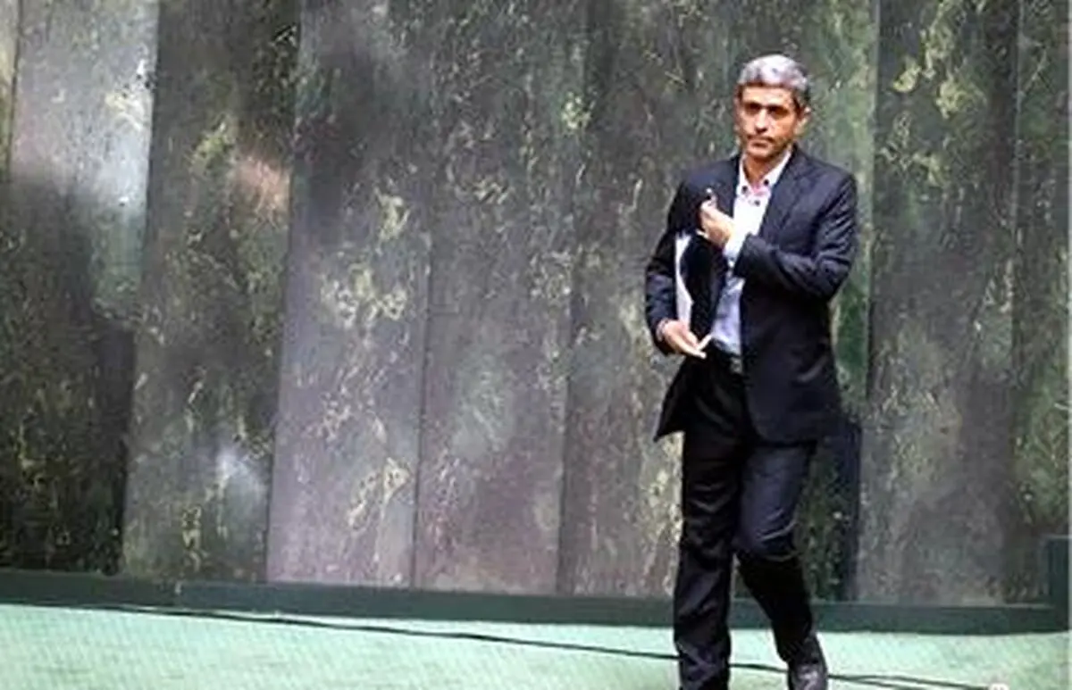 بانک مرکزی با متخلفان برخورد می‌کند 