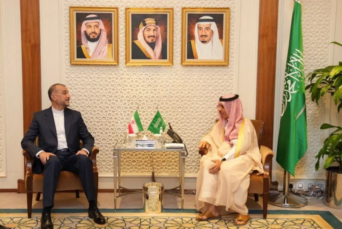 إنطلاق محادثات وزیر الخارجیة الإیراني مع نظیره السعودي في الریاض