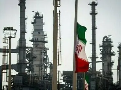 Iran-China oil flows surge as traders circumvent US sanctions