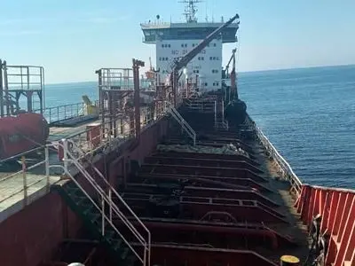 توقیف کشتی نفتکش خارجی به اتهام حمل ۶ میلیون لیتر سوخت قاچاق در دریای عمان