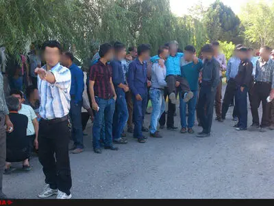 کارفرمای فولاد البرز از ورود کارگران جلوگیری کرد/ آغاز دومین روز تجمع صنفی کارگران