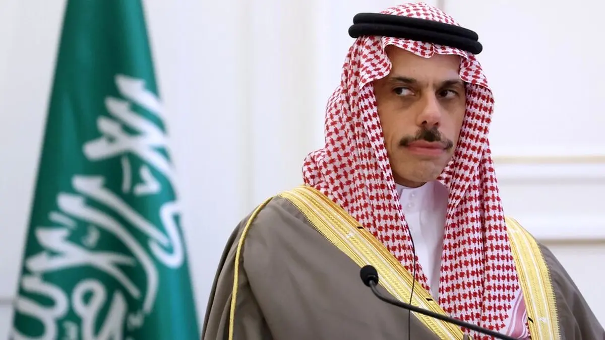 بن فرحان به پکن سفر می‌کند