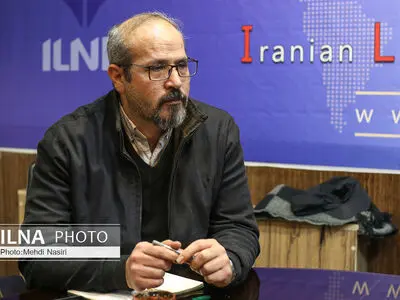 گروه کارگری برای مذاکره مجدد بر سر دستمزد ۹۹ آماده است/ باید پایه حقوق حداقل به اندازه تورم افزایش یابد/ ۲ میلیون و ۸۰۰ هزار تومان حداقل مزد باشد