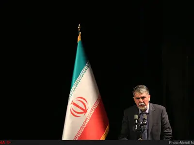 گزارش کتاب سال از زبان دبیر جایزه و وزیر ارشاد