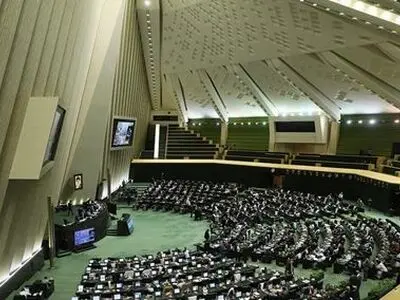 گزارش کمیسیون اقتصادی در خصوص برنامه‌های وزیر پیشنهادی صنعت، معدن و تجارت
