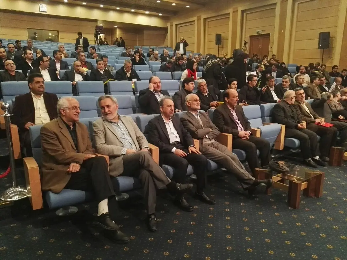 مجمع عمومی انجمن اسلامی جامعه پزشکی ایران آغاز شد + تصاویر