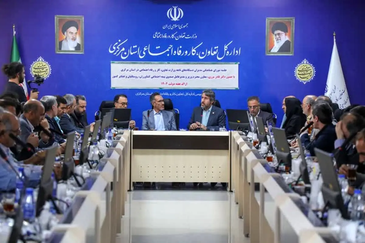 عملکرد صندوق بیمه کشاورزان، روستائیان و عشایر در جذب بیمهشدگان ناکافی است