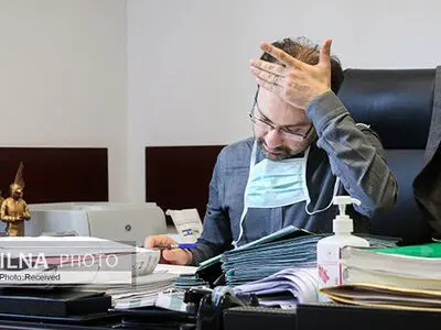 کاهش میانگین سنی فوتی‌های کرونا/ در صورت افزایش واردات واکسن‌، تابستان آرامی پیش رو خواهیم داشت
