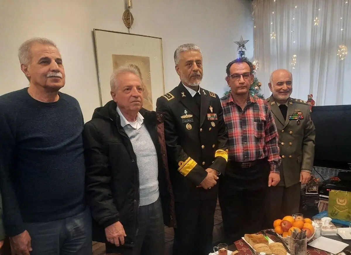 دیدار امیر دریادار سیاری با جانباز «سیمک وارطانیان»