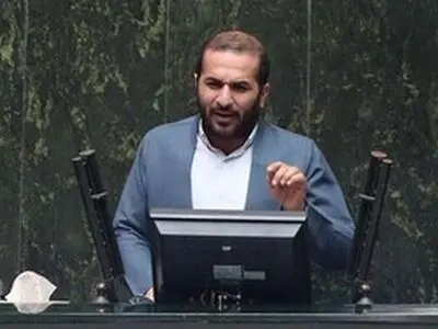 نرخ ارز، افزایش حقوق کارمندان را پیشاپیش بی‌اثر کرد