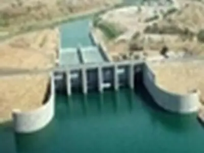 توسعه و تجهیز اراضی دشت عباس دهلران در حال اجراست