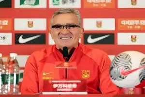 برانکو: افتخار می‌کنم که سرمربی چین شدم / هدف ما صعود به جام جهانی است