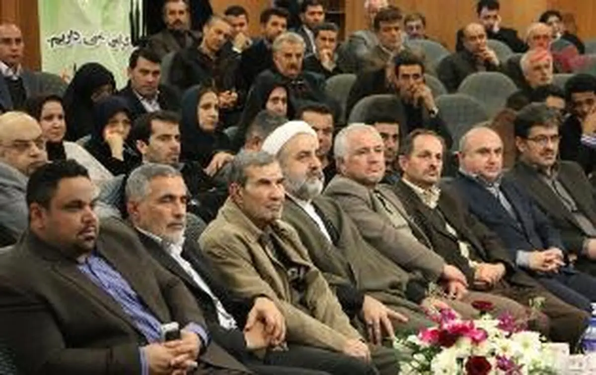 افراط گرایی تمام قد در مقابل دولت ایستاده است