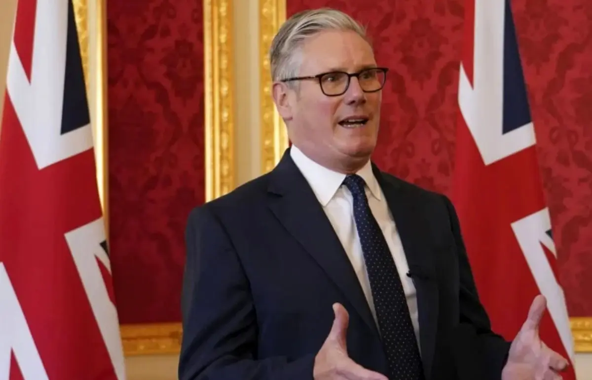 استارمر تصمیمی برای استعفا ندارد