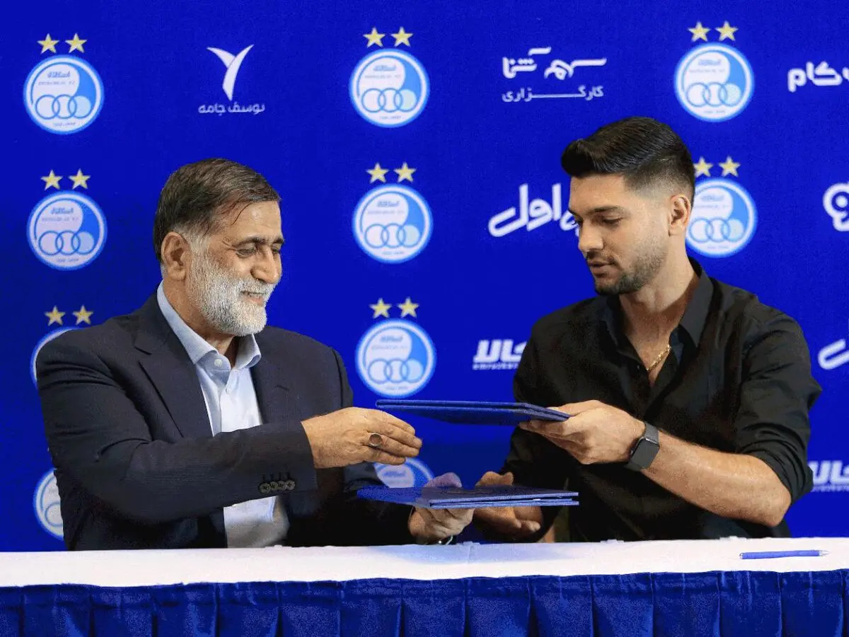 رسمی: تمدید قرارداد مهدی‌پور با استقلال (عکس)