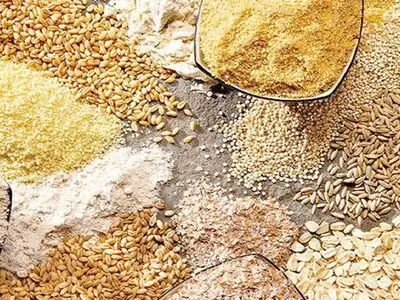 ۱۲۶ هزار تن نهاده دامی در سمنان توزیع شد