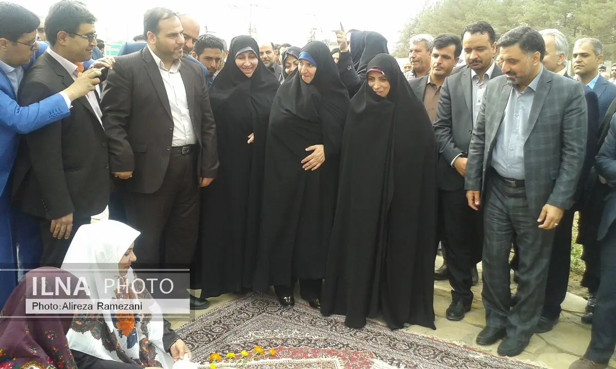 معاون رئیس جمهور وارد کاشان شد