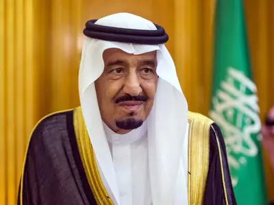 ملک سلمان دستور افزایش حقوق کارمندان را صادر کرد
