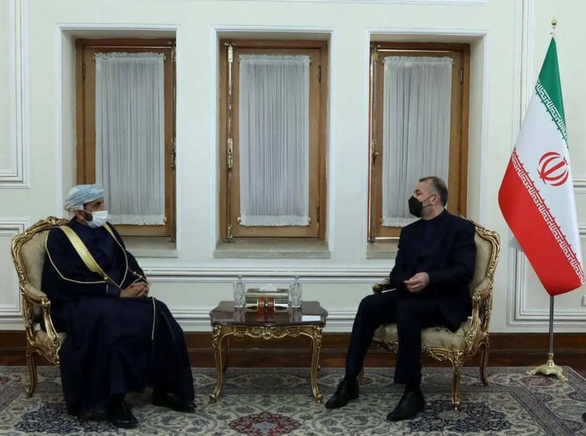لدى استقباله نائب وزیر الخارجیة العمانی؛ عبد اللهیان یدعو لرفع مستوى التعاون التجاری بین طهران ومسقط