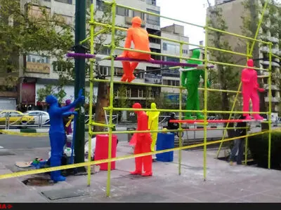 چشمِ تهرانی‌ها به کارگرهای گچی روشن شد