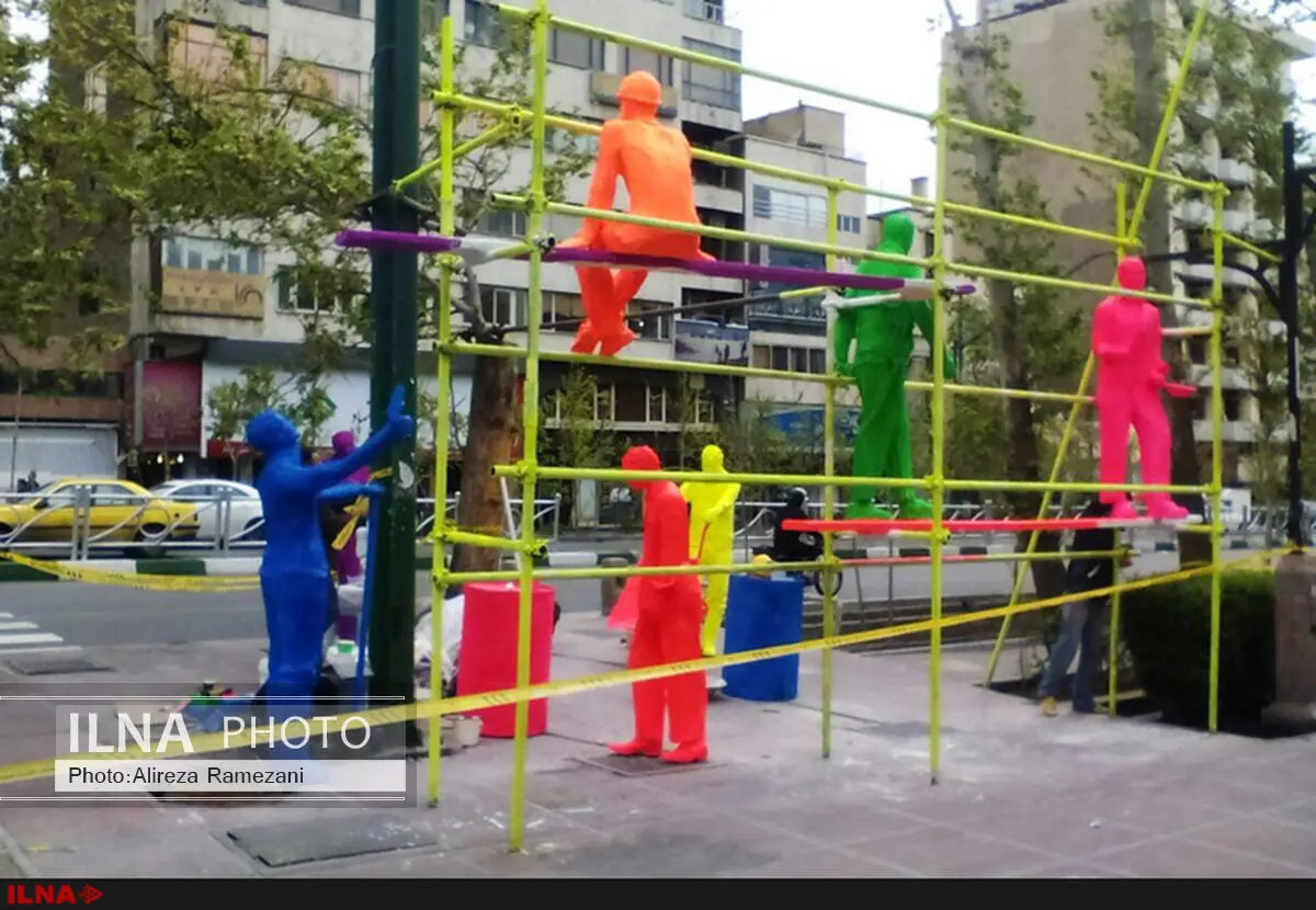 چشمِ تهرانی‌ها به کارگرهای گچی روشن شد