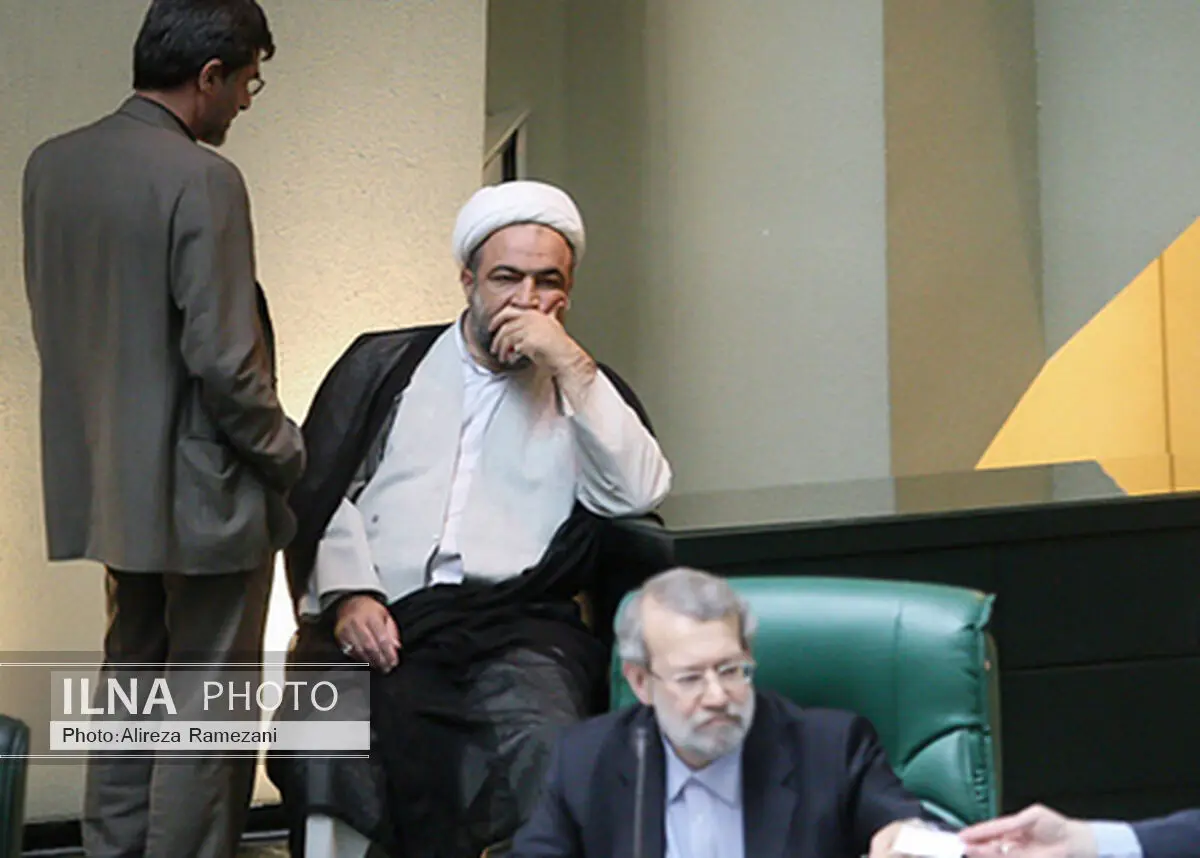 هر سه ماه یکبار برای دریافت مبلغی از بودجه مجلس مراجعه می‌کنید