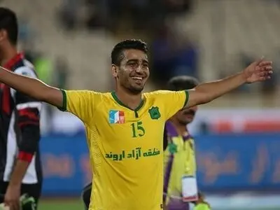 کمالوند کاپیتان را نگه داشت؛ بغلانی با صنعت نفت تمدید کرد (عکس)