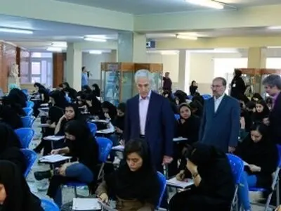 وزیر علوم از حوزه برگزاری آزمون سراسری سال ۹۸ بازدید کرد