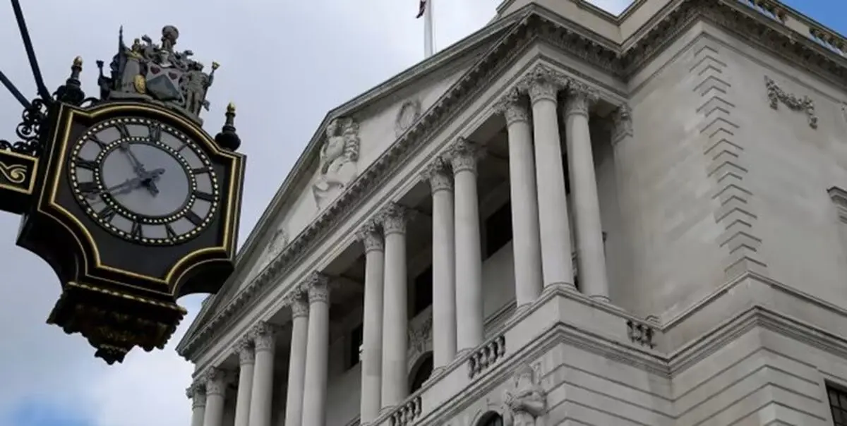 Bank of England Raises Interest Rates as It Warns of Recession, 10% Inflation