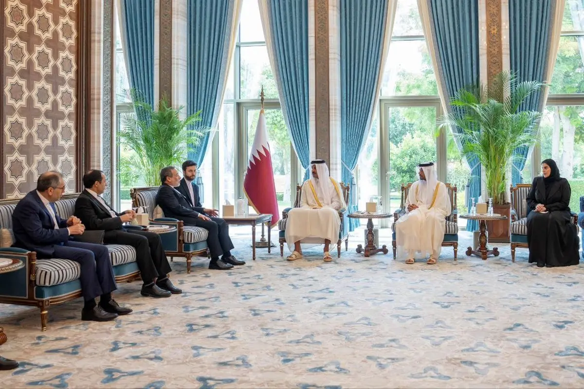 دیدار وزیر امور خارجه با امیر دولت قطر