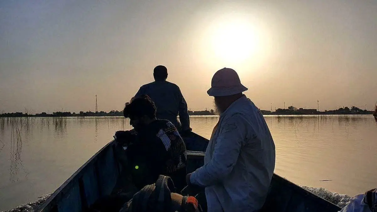 «آب‌راه کوچکی در میان هور» کلید خورد