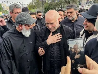 تصاویر/حضور قالیباف در راهپیمایی جاماندگان اربعین حسینی در تهران