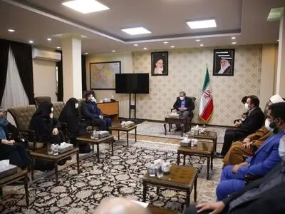 دیدار ولایتی با خانواده شهید مصطفی بدرالدین