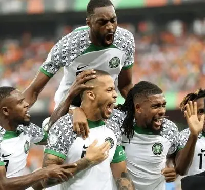 ویدئو: تمرین ستاره‌های نیجریه برای رویارویی با ایران