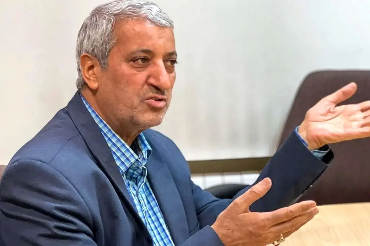 بعید نیست ترامپ دوباره به تنظیمات کارخانه  برگردد/ نظام ضمن حفظ آزادی‌های فردی تکلیف خود را با تندروها مشخص کند 