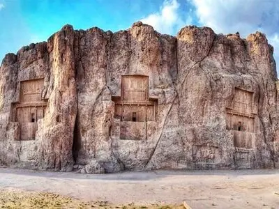 بررسی وضعیت فرونشست محدوده میراث‌جهانی پارسه در کارگروه فنی معاونت میراث‌فرهنگی/ مدیریت فرونشست‌ها در اولویت قرار دارد
