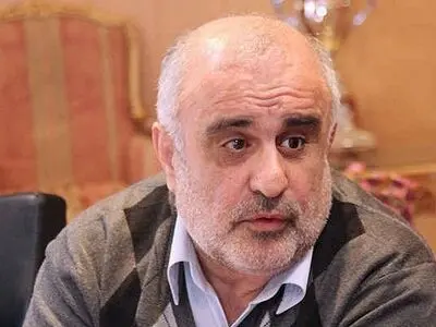 دادرس: احتمال تایید یا رد حکم کمیته انضباطی در مورد بازیکن گل گهر 50-50 است/ پرونده هنوز کامل نیست و نیاز به مستندات بیشتری داریم/ رای نهایی چند روز دیگر اعلام می‌شود