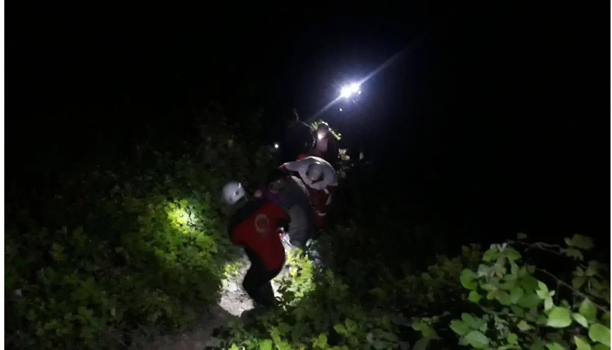 سقوط یک نفر از ارتفاعات آبشار کردکوی