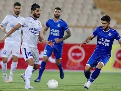 واکنش باشگاه گل گهر به اشتباهات داوری بازی با استقلال