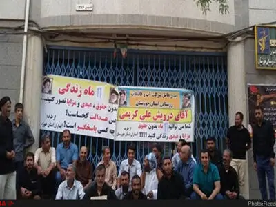 تجمع کارگران آبفای خوزستان مقابل ساختمان اداره کل